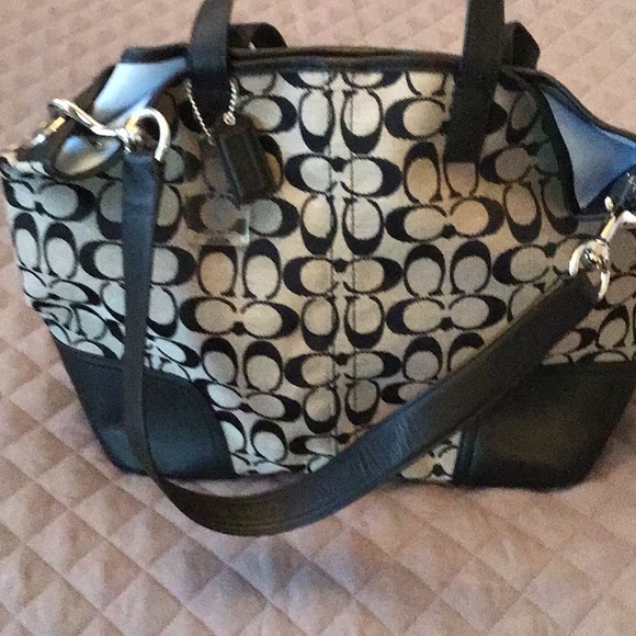 Coach Handbags - Coach Shopper Coach Handbags - Coach Shopper